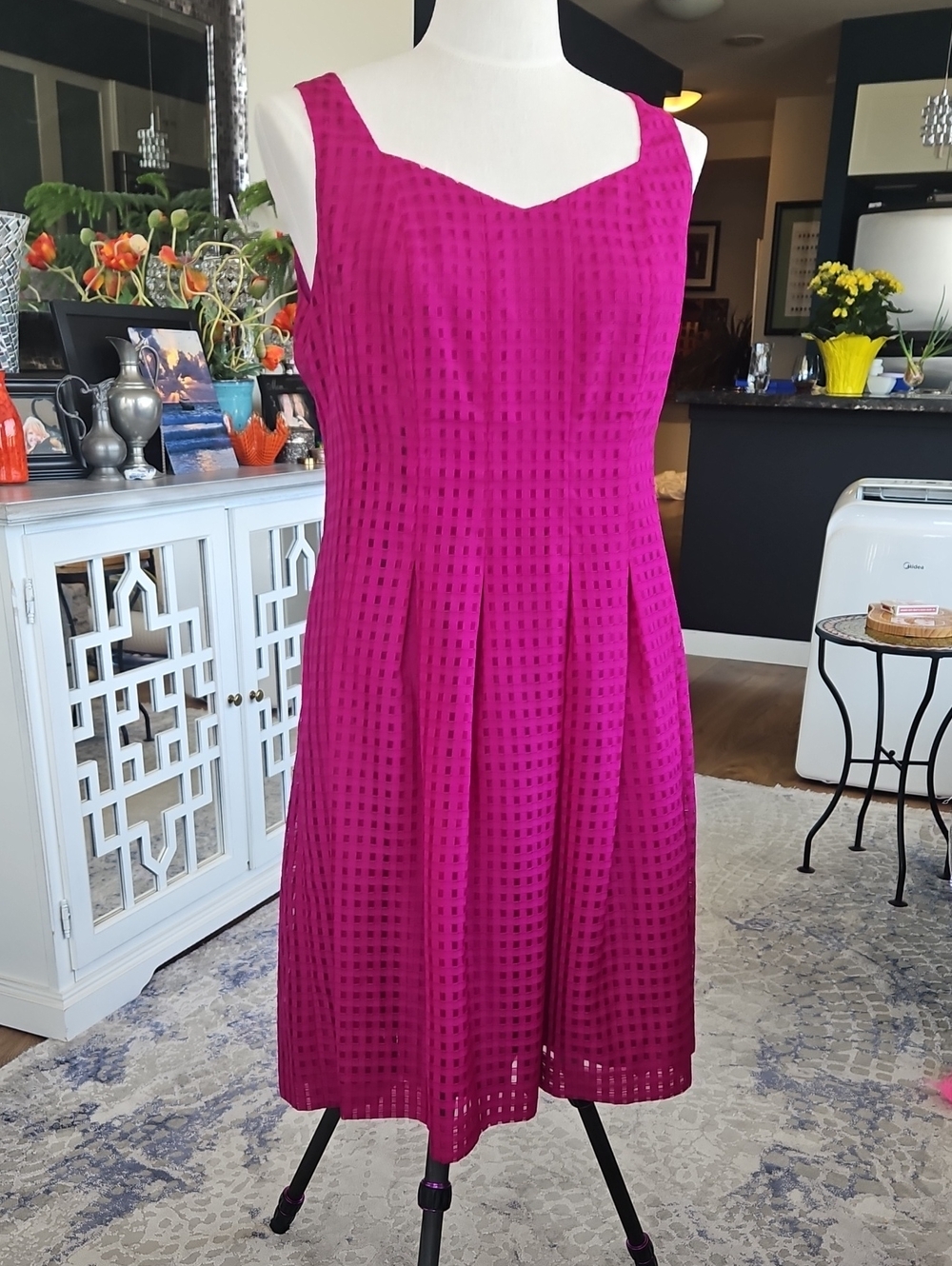 Ivanka Trump Fuchsia Sleeveless Midi Fit-and-Flare Dress